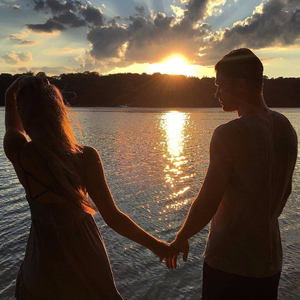 在线视频97人人
